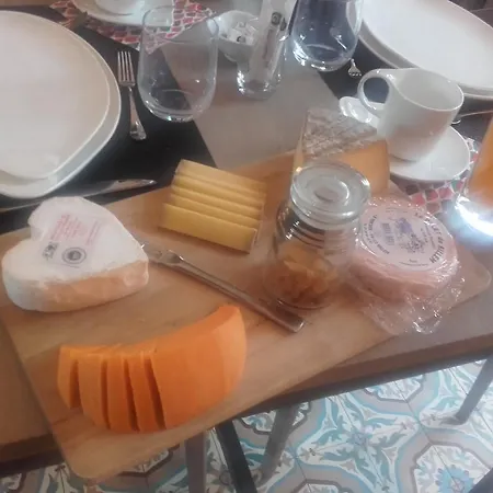 Pensión Plumes & Coton 3*