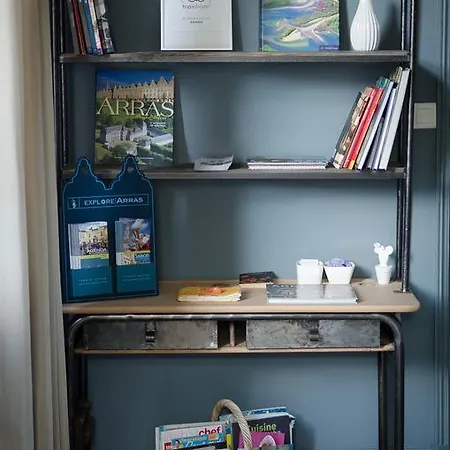 Konukevi Plumes & Coton