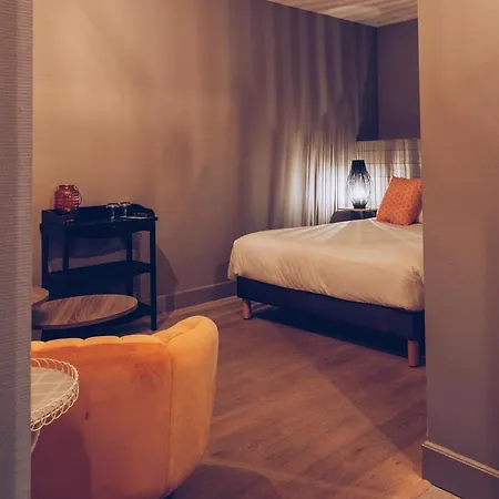 Plumes & Coton Konukevi Ecurie